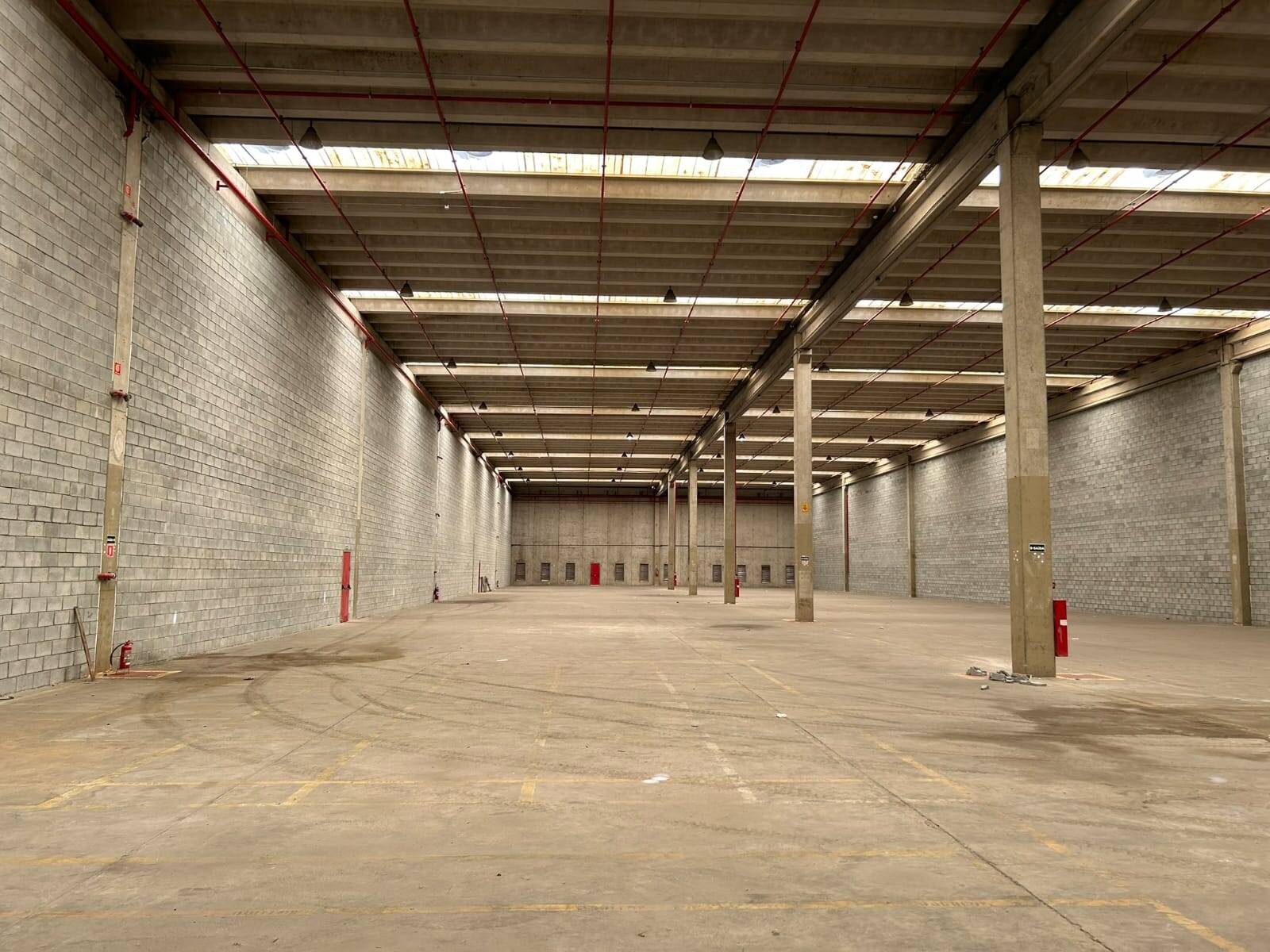 #22 - Galpão para Locação em Barueri - SP