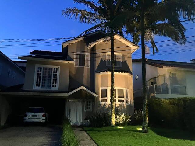 #99 - Casa em condomínio para Locação em Santana de Parnaíba - SP - 1