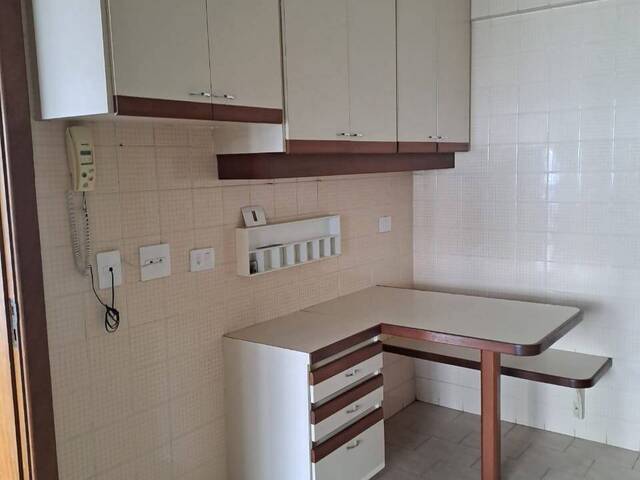 #108 - Apartamento para Locação em Barueri - SP