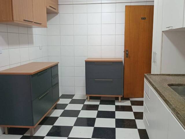 #121 - Apartamento para Locação em Barueri - SP