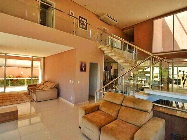 #129 - Casa em condomínio para Venda em Santana de Parnaíba - SP