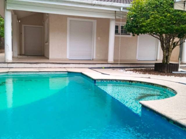 Casa em condomínio para Venda em Santana de Parnaíba - 2